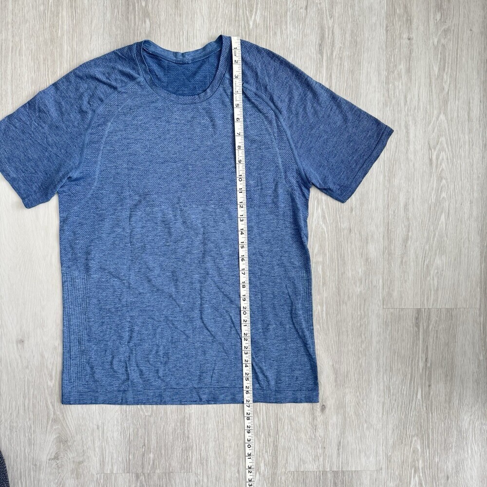 Lululemon Shirt METAL VENT TECH 2.0 Men's M Short Sleeve Heathered Blue EUC - Picture 2 of 9